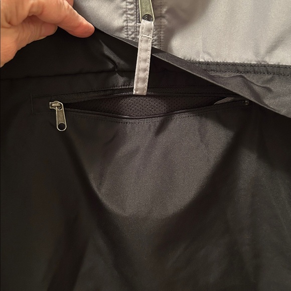 Champion Pullover - Picture 3 of 5